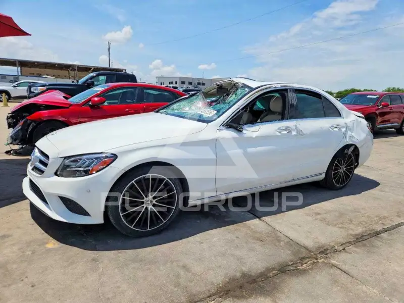 2021 Mercedes Benz C-Class фото