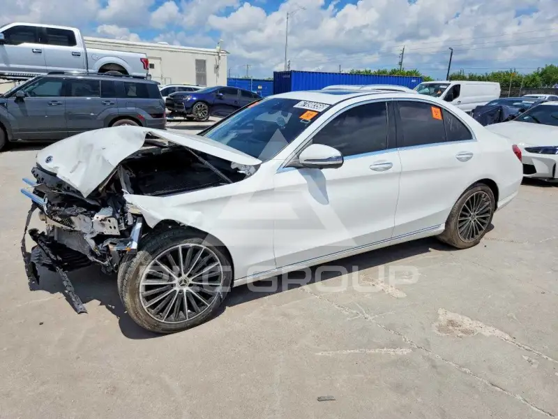 2021 Mercedes Benz C-Class фото