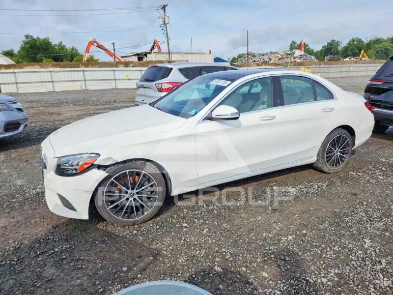 2021 Mercedes Benz C-Class photo