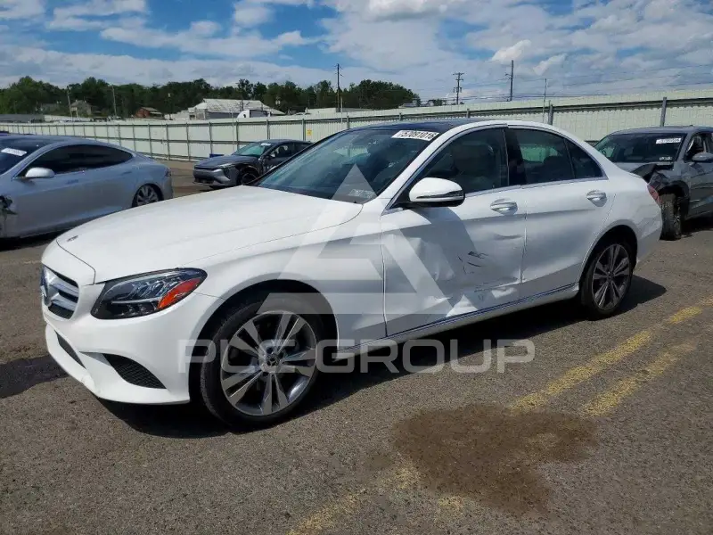 2021 Mercedes Benz C-Class фото
