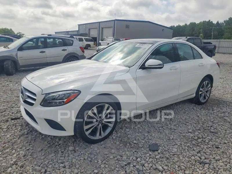2021 Mercedes Benz C-Class photo