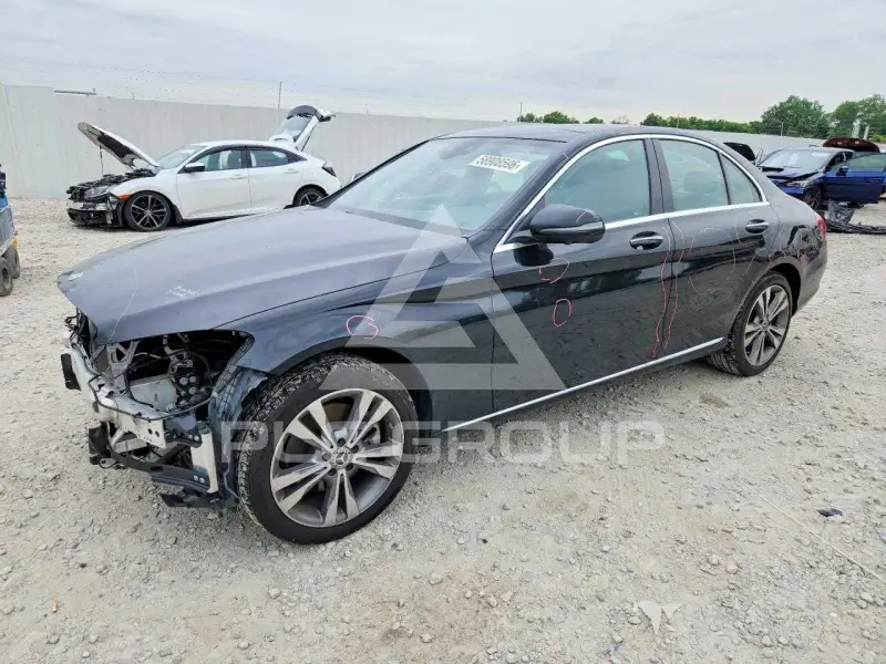 2021 Mercedes Benz C-Class photo