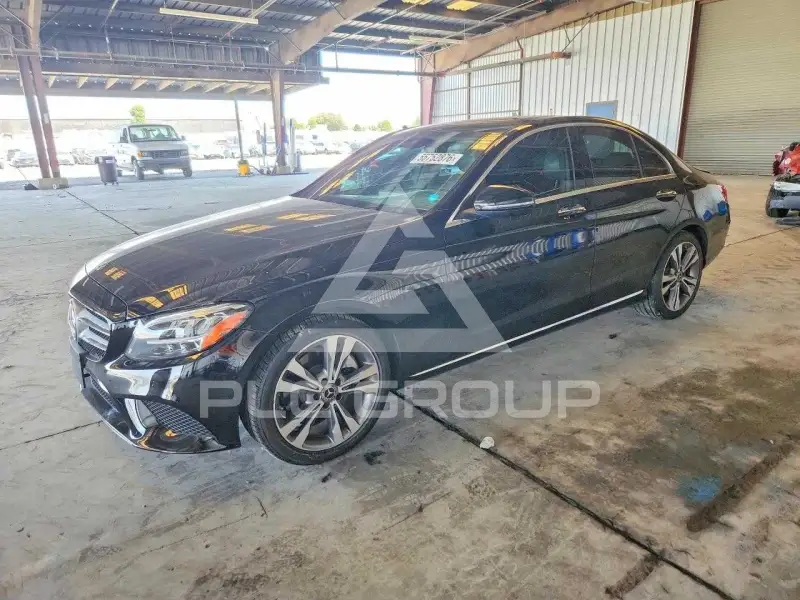 2021 Mercedes Benz C-Class photo
