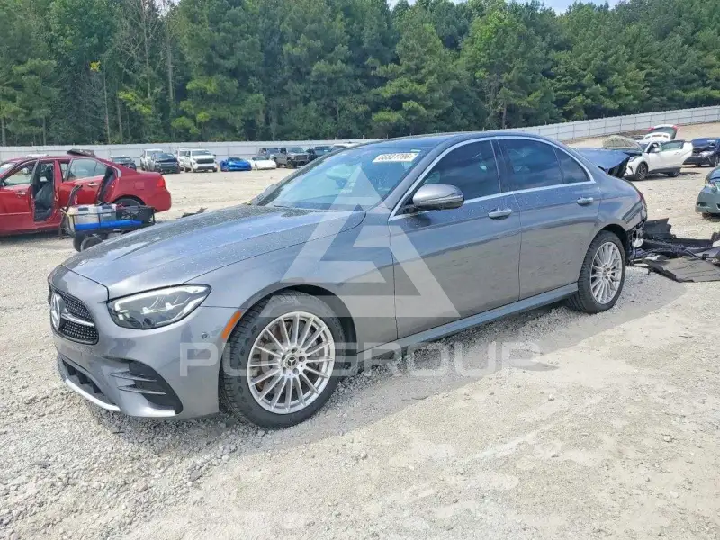 2021 Mercedes Benz E-Class фото