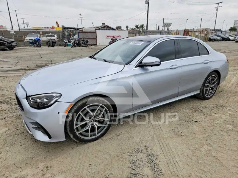 2021 Mercedes Benz E-Class фото