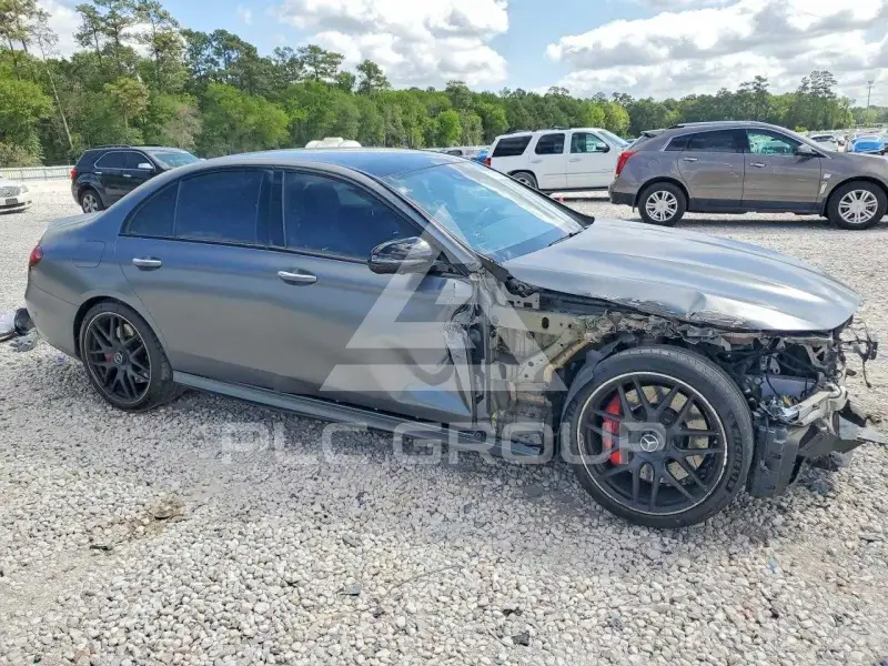 2021 Mercedes Benz E-Class фото