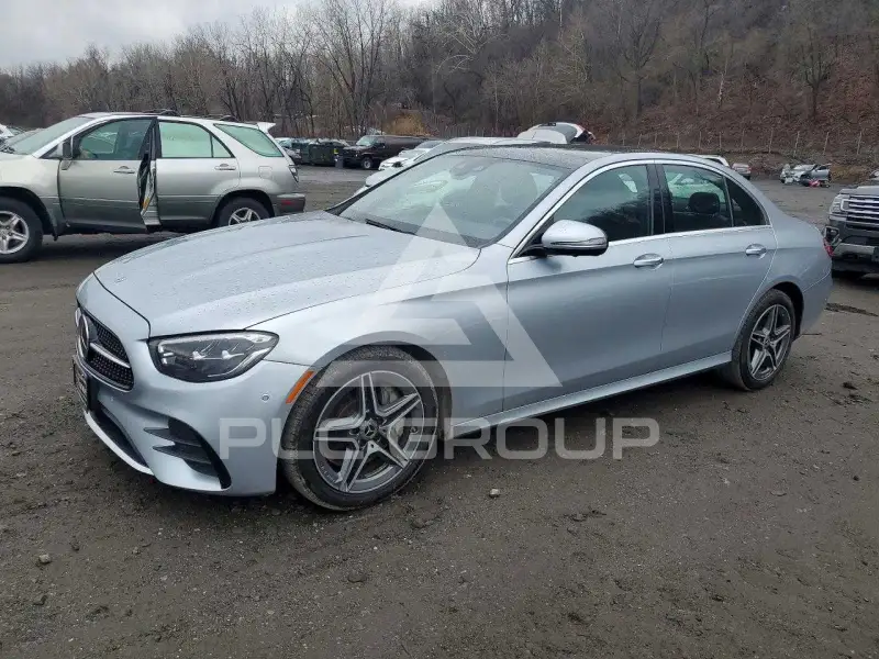 2021 Mercedes Benz E-Class фото