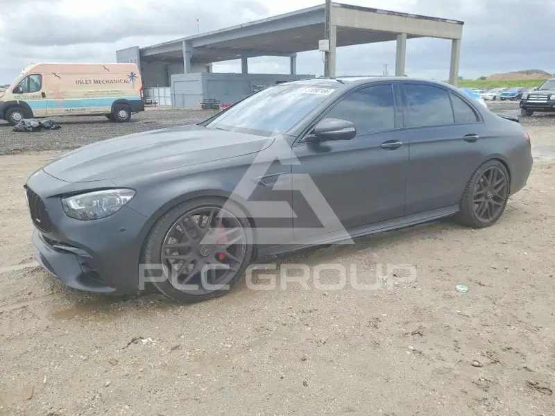 2021 Mercedes Benz E-Class фото