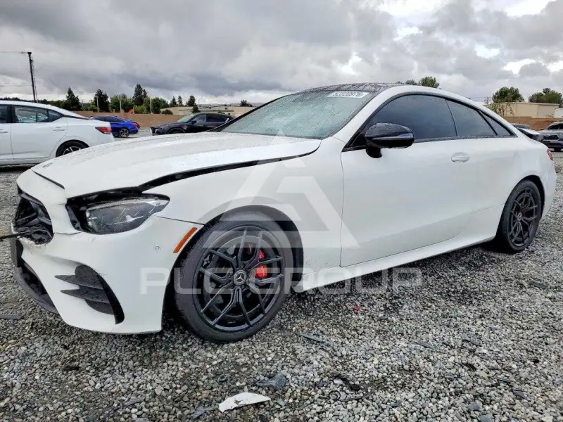 2021 Mercedes Benz E-Class photo