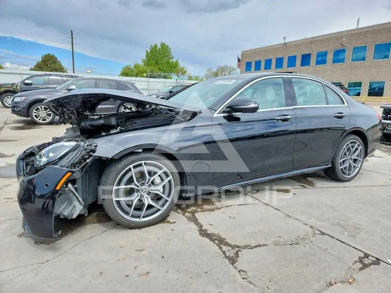 2021 Mercedes Benz E-Class photo