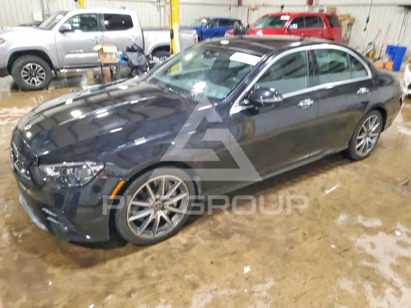 2021 Mercedes Benz E-Class фото