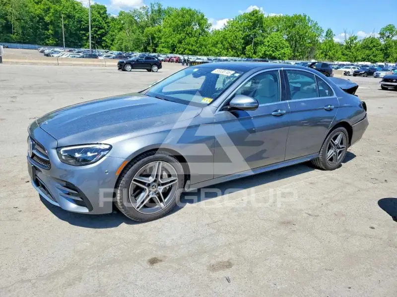 2021 Mercedes Benz E-Class photo