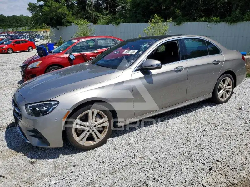 2021 Mercedes Benz E-Class фото