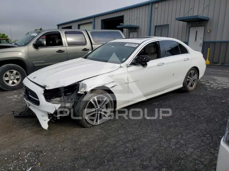 2021 Mercedes Benz E-Class фото