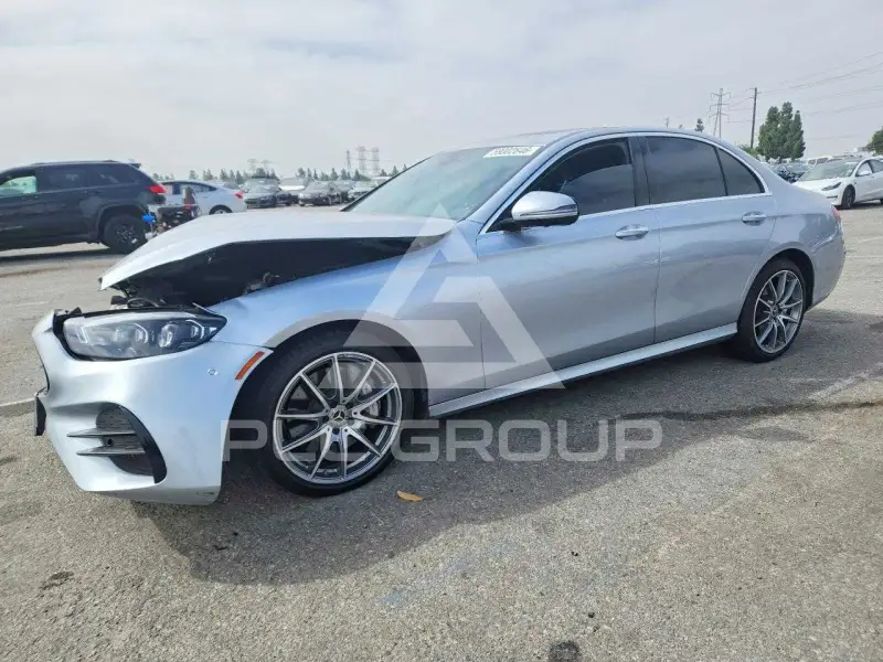 2021 Mercedes Benz E-Class photo