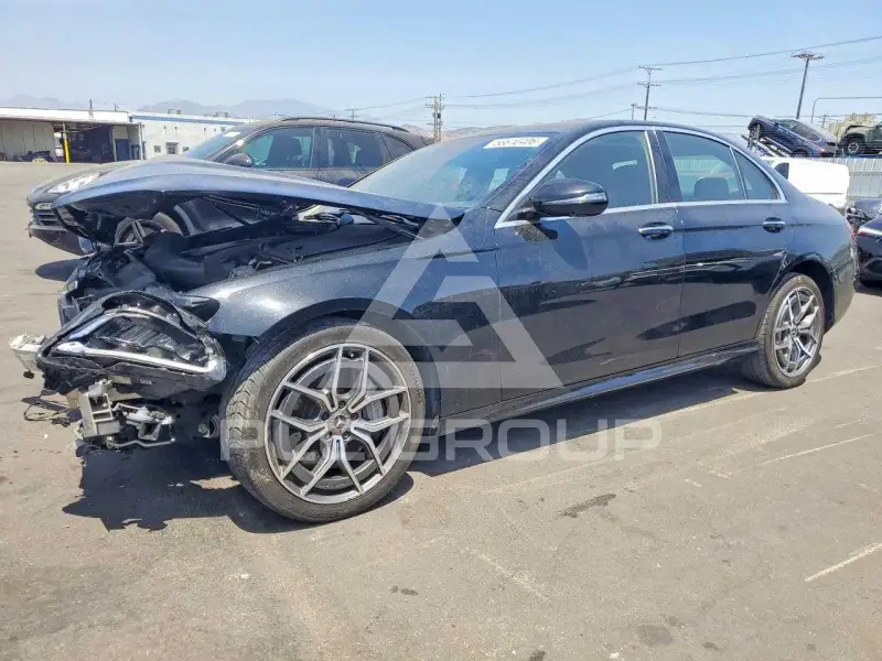 2021 Mercedes Benz E-Class фото