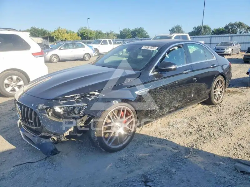 2021 Mercedes Benz E-Class фото