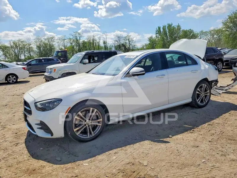 2021 Mercedes Benz E-Class фото
