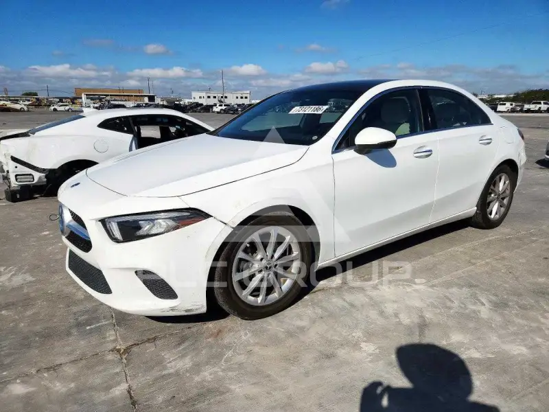 2021 Mercedes Benz A photo