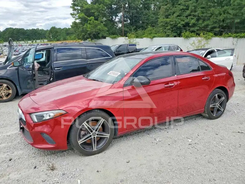 2021 Mercedes Benz A photo