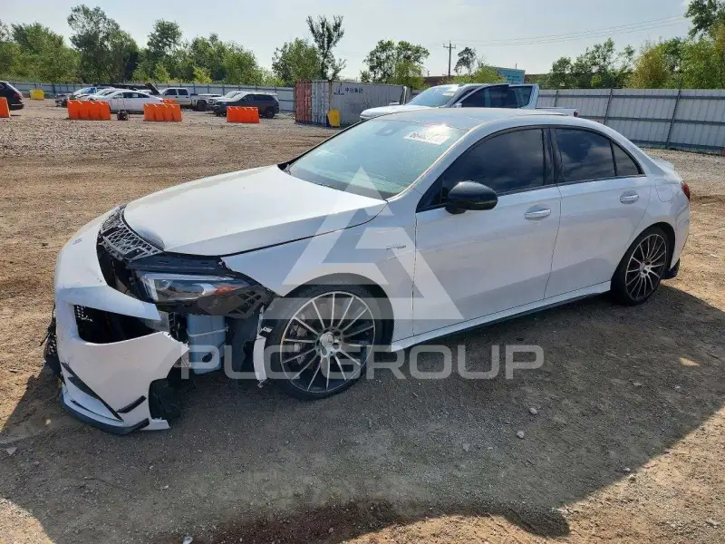 2021 Mercedes Benz A photo