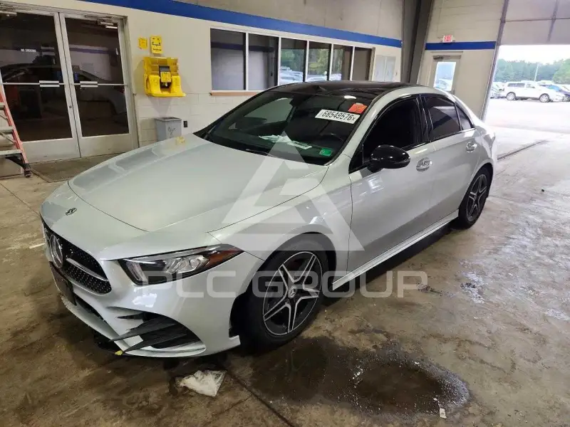 2021 Mercedes Benz A photo