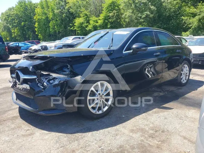 2021 Mercedes Benz A фото