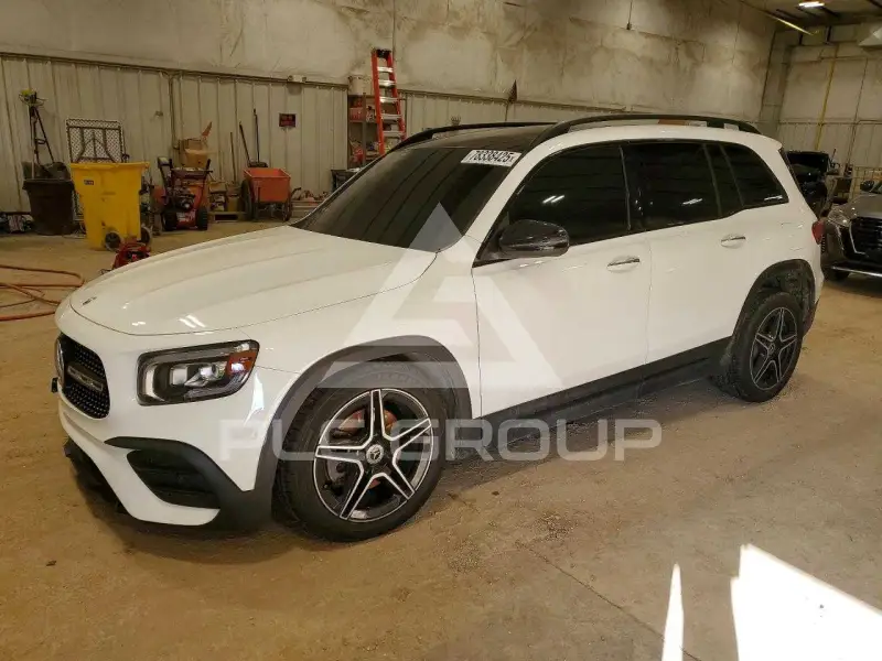 2021 Mercedes Benz GLB фото