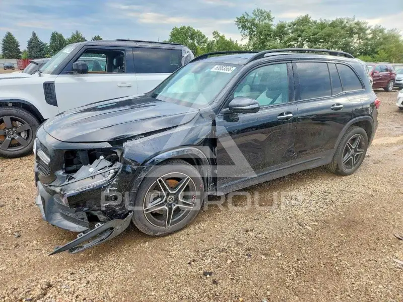 2021 Mercedes Benz GLB photo