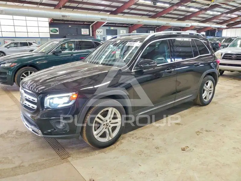 2021 Mercedes Benz GLB фото
