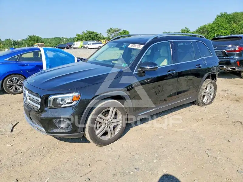 2021 Mercedes Benz GLB photo