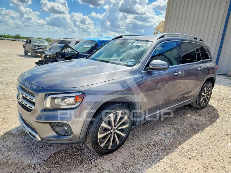 2021 Mercedes Benz GLB photo