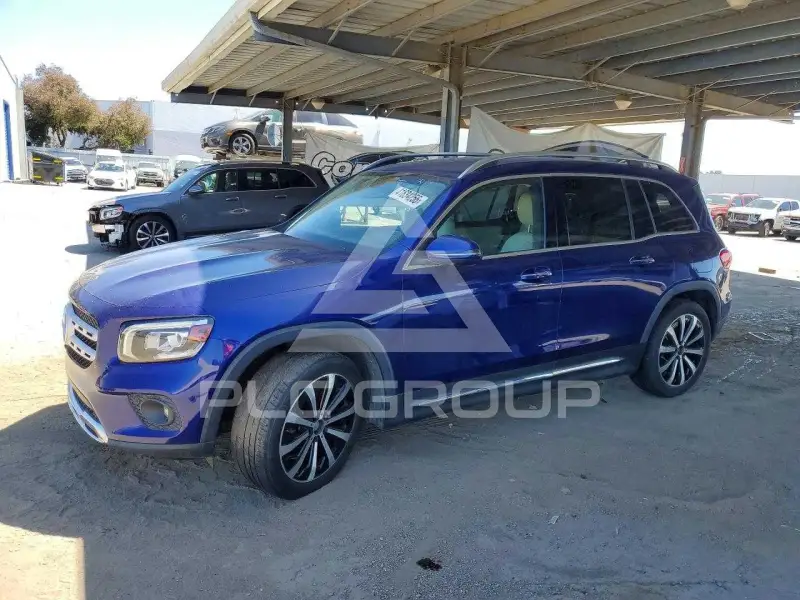 2021 Mercedes Benz GLB photo