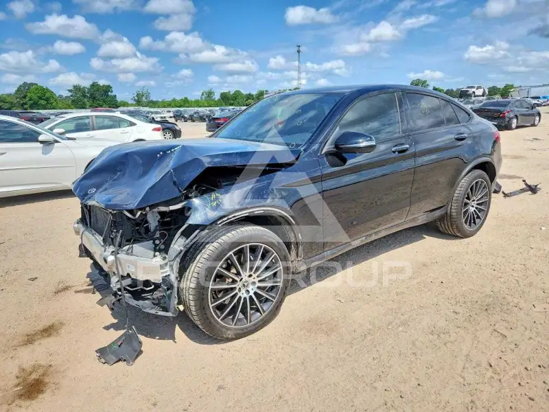 2021 Mercedes Benz GLC-Class фото