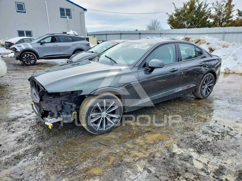 2021 Volvo S60 фото
