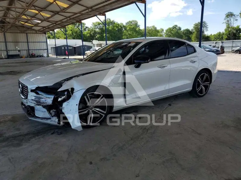 2021 Volvo S60 photo