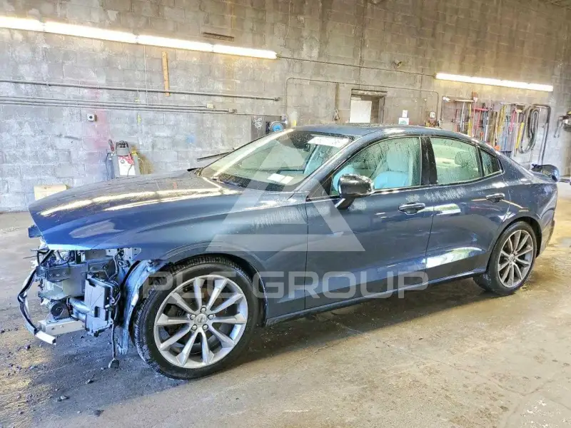 2021 Volvo S60 фото