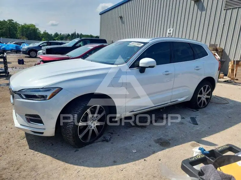 2021 Volvo XC60 фото