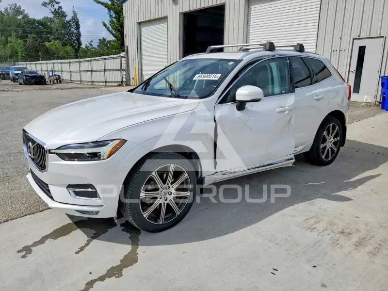 2021 Volvo XC60 фото