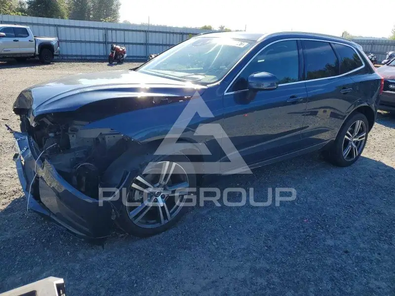 2021 Volvo XC60 фото