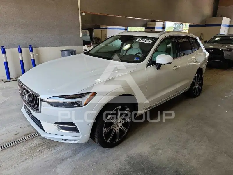 2021 Volvo XC60 photo