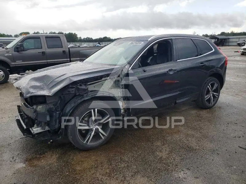 2021 Volvo XC60 фото