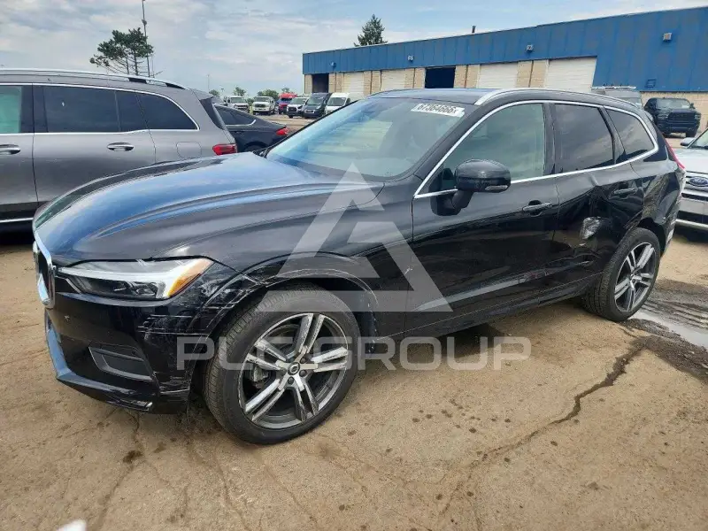 2021 Volvo XC60 photo