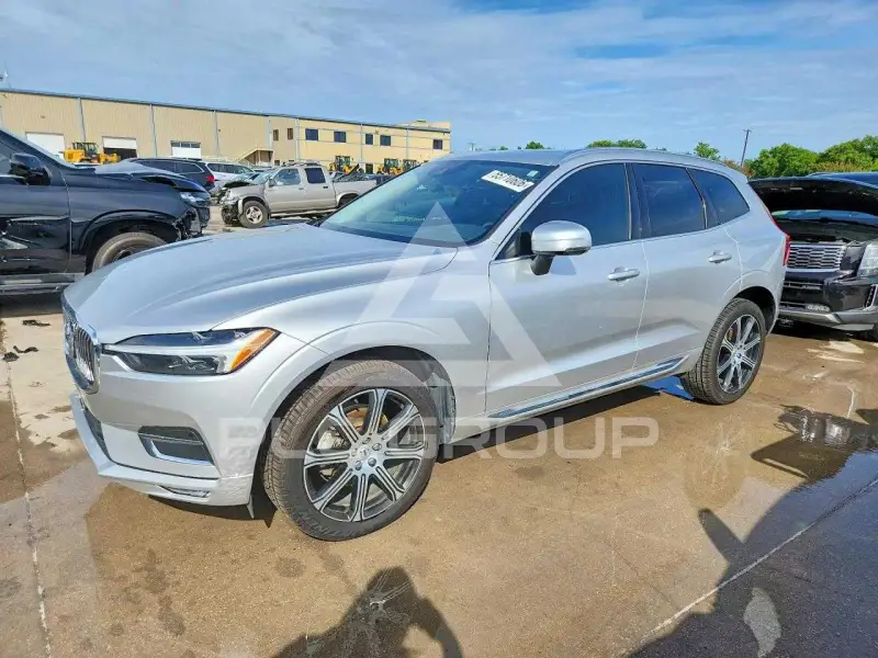 2021 Volvo XC60 фото