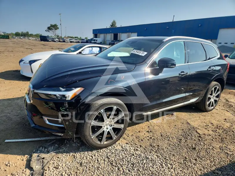 2021 Volvo XC60 фото