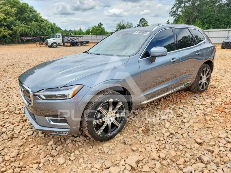 2021 Volvo XC60 фото