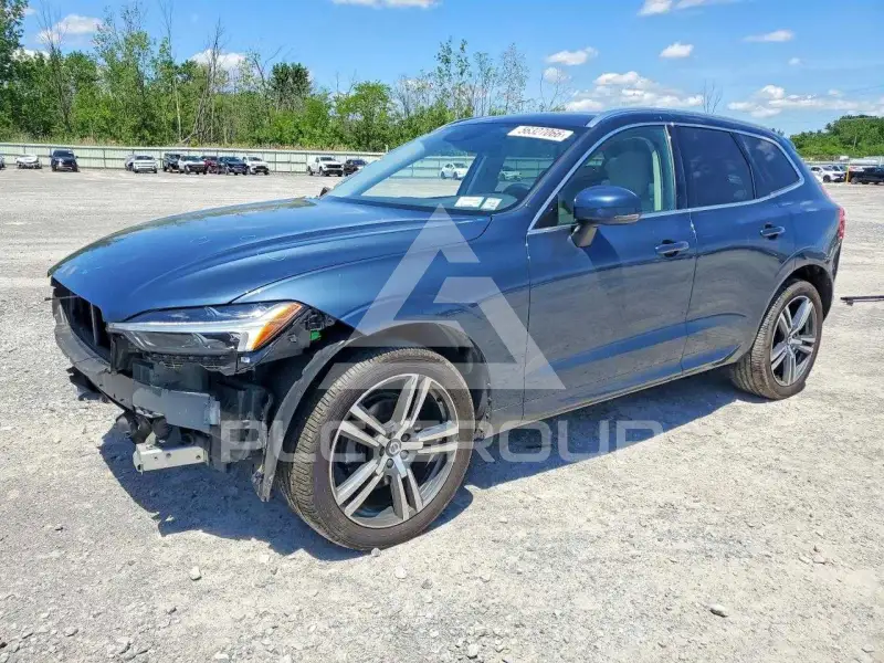 2021 Volvo XC60 фото
