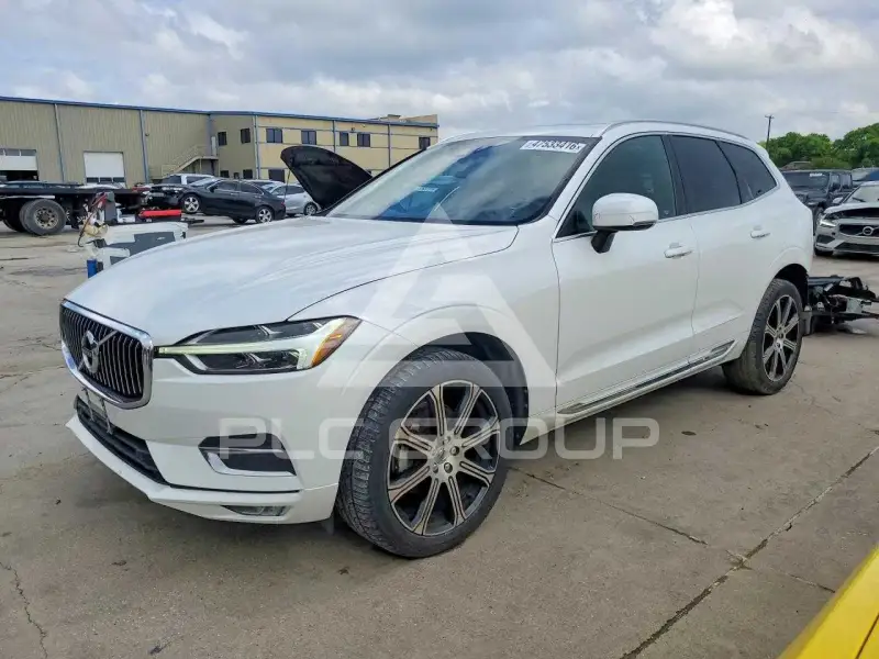 2021 Volvo XC60 photo