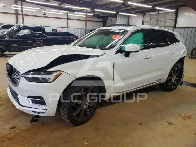 2021 Volvo XC60 фото
