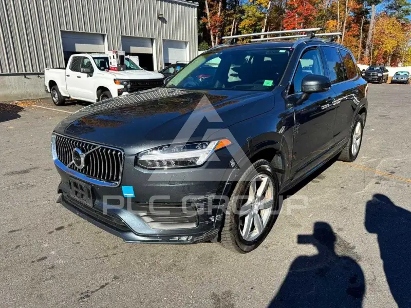 2021 Volvo XC90 фото
